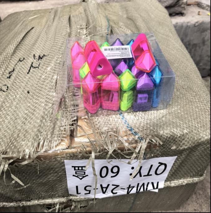 Sacapuntas, caja de 24